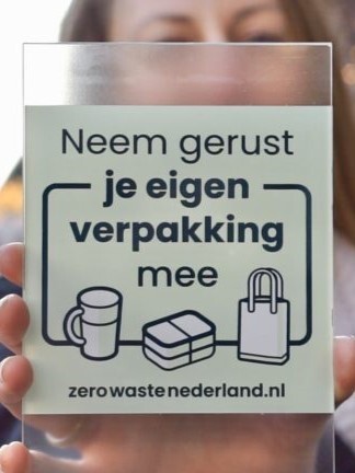 01 raamsticker neem gerust je eigen verpakking mee